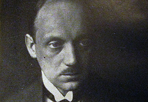 Portrait von Georg Kaiser, 1921© N. und C. Heß, Frankfurt am Main, Public domain, via Wikimedia Commons